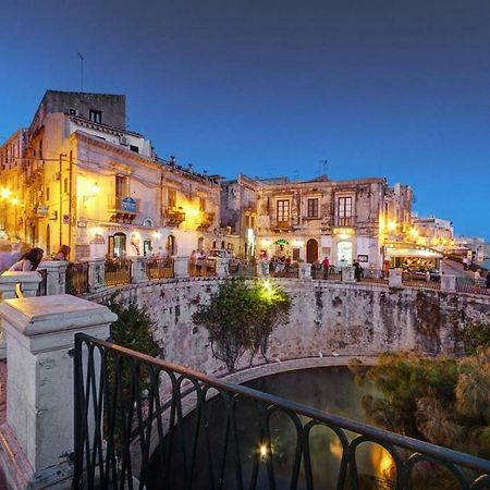 Апартаменты Casa Corso Umberto I, Historic Main Street Сиракузы Экстерьер фото